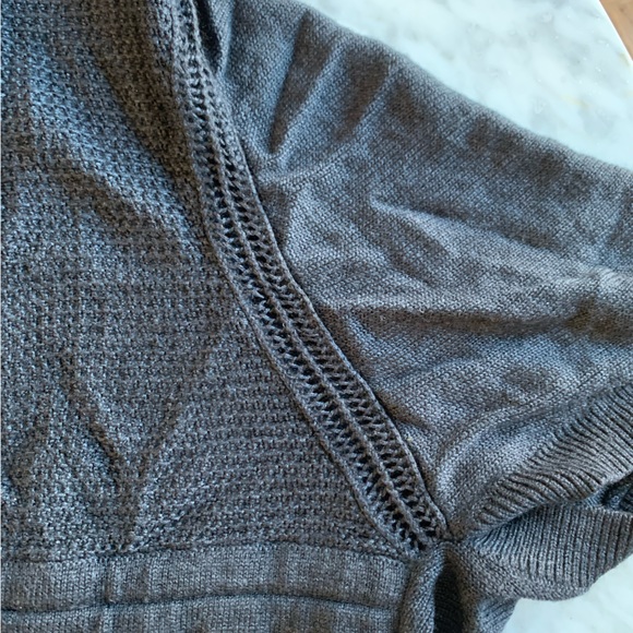 Lululemon Draw String Sweater - Picture 4 of 6